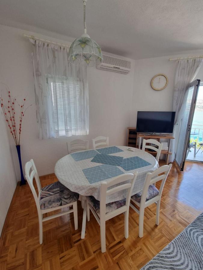 Apartment Matej Трогир Екстериор снимка